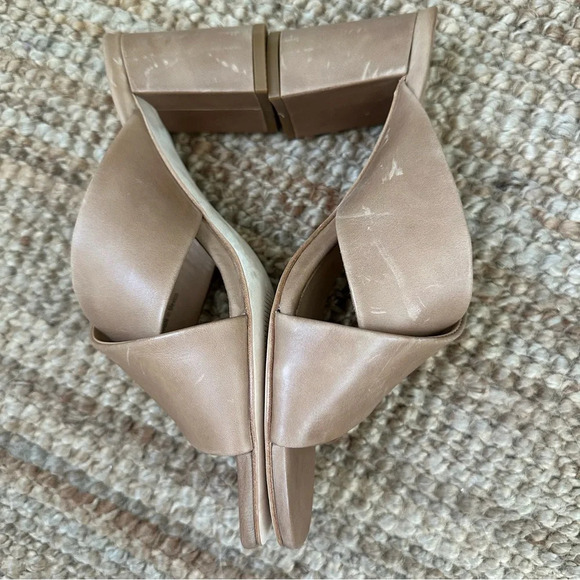 Nisolo Carina Cross Strap Mule - Picture 7 of 9